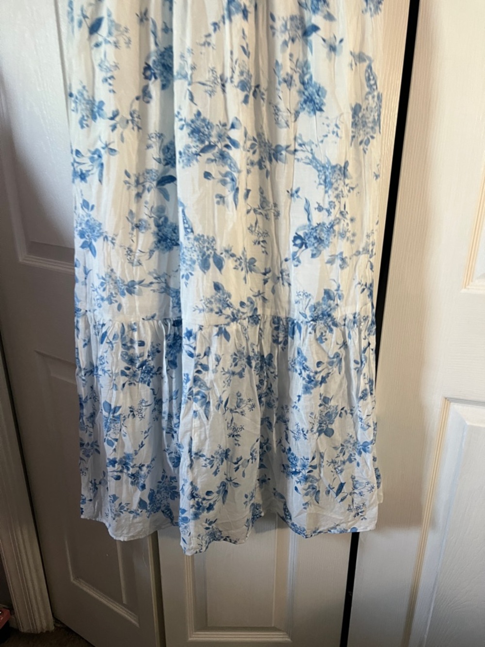 Joie White Maxi Dress with Blue Floral Print - Picture 9 of 12